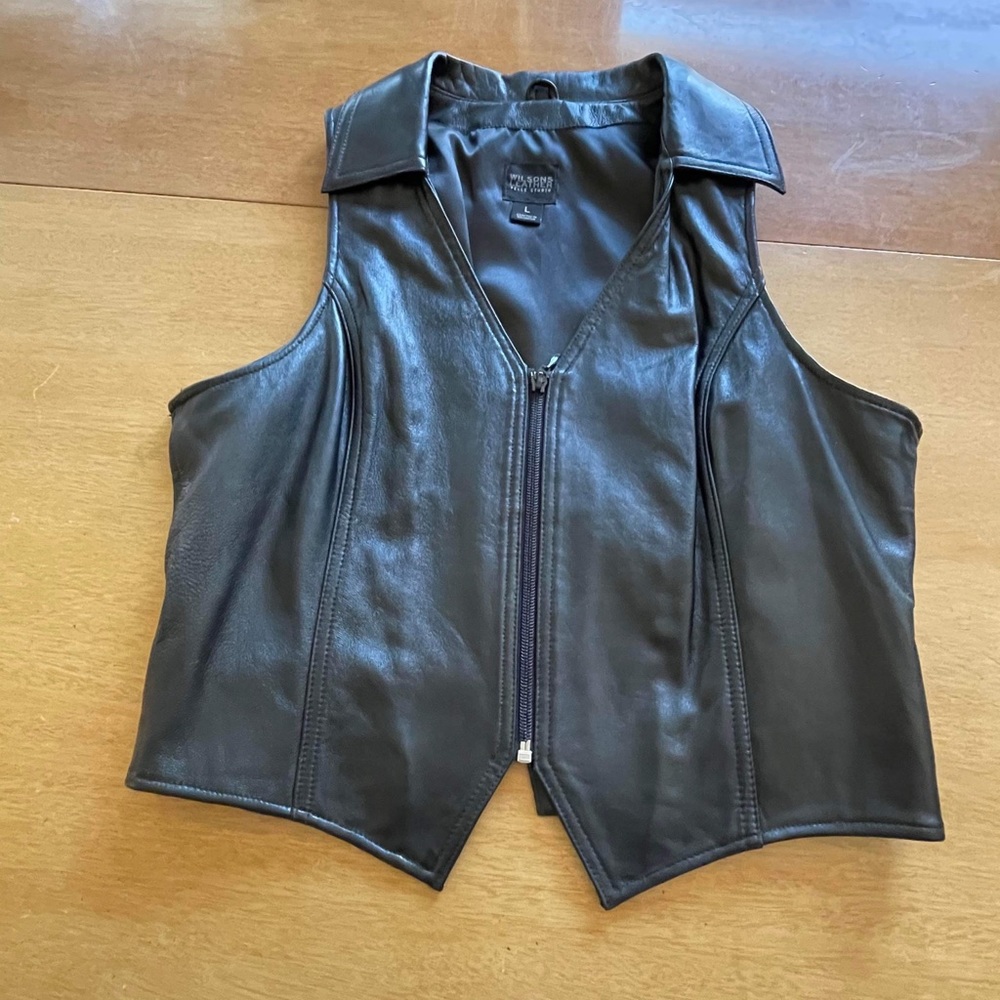 Wilson’s leather motorcycle women’s vest. Size L.